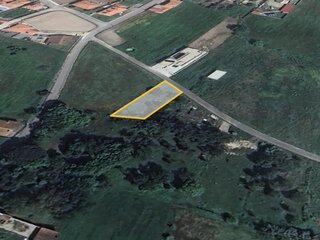 0kwp8hnbh25o205fdc1m1p2.jpg
