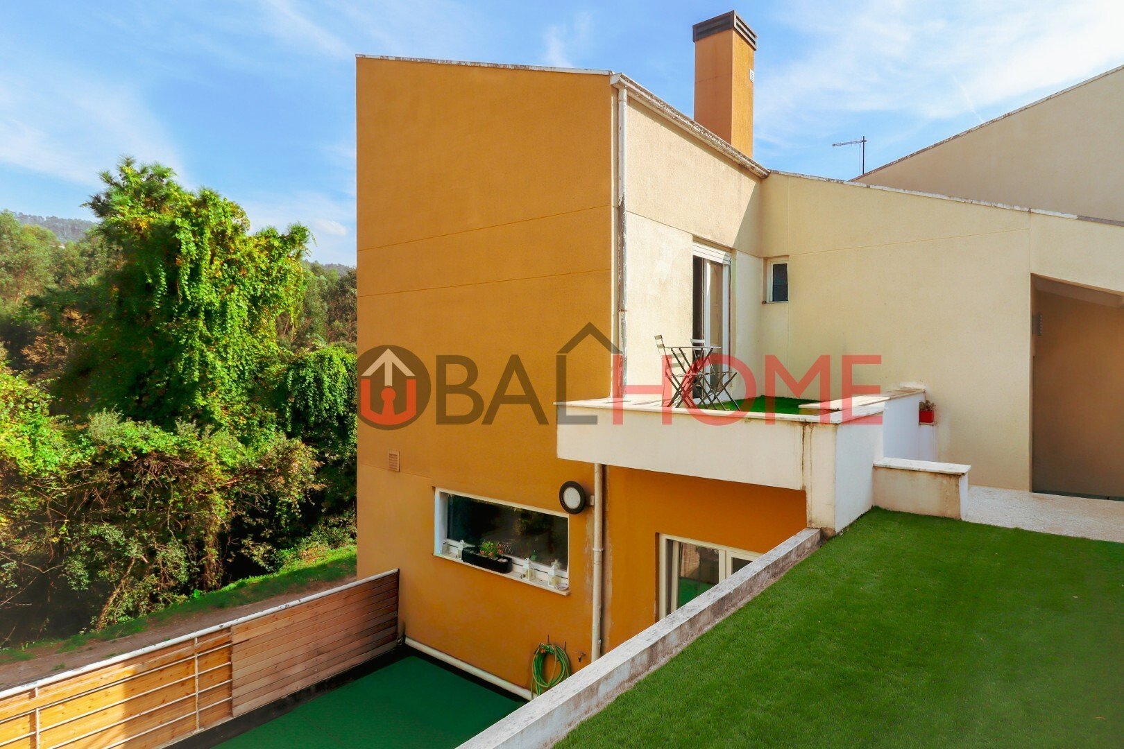 Casa bifamiliar T4