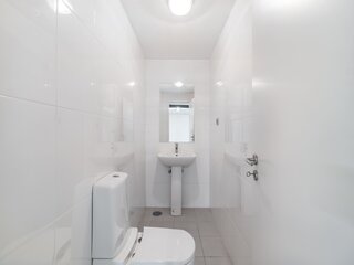49blmv26boohdjuy1l38pk.jpg