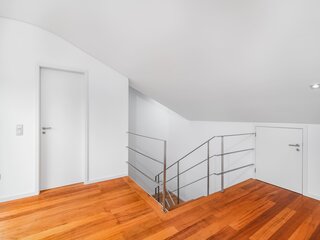 klyqfn5mz9omb5rc93788.jpg
