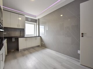 90xurb2cuade35w6tq02ns.jpg