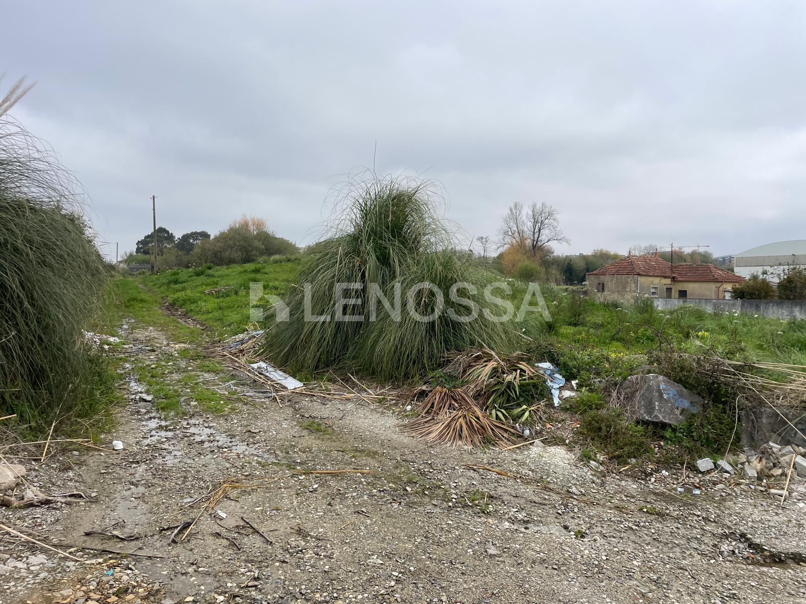 https://images.crm360.pt/imoveis/35vnzz/foto_marca_agua/ld5afpet8h9u69j95taz3l.jpeg