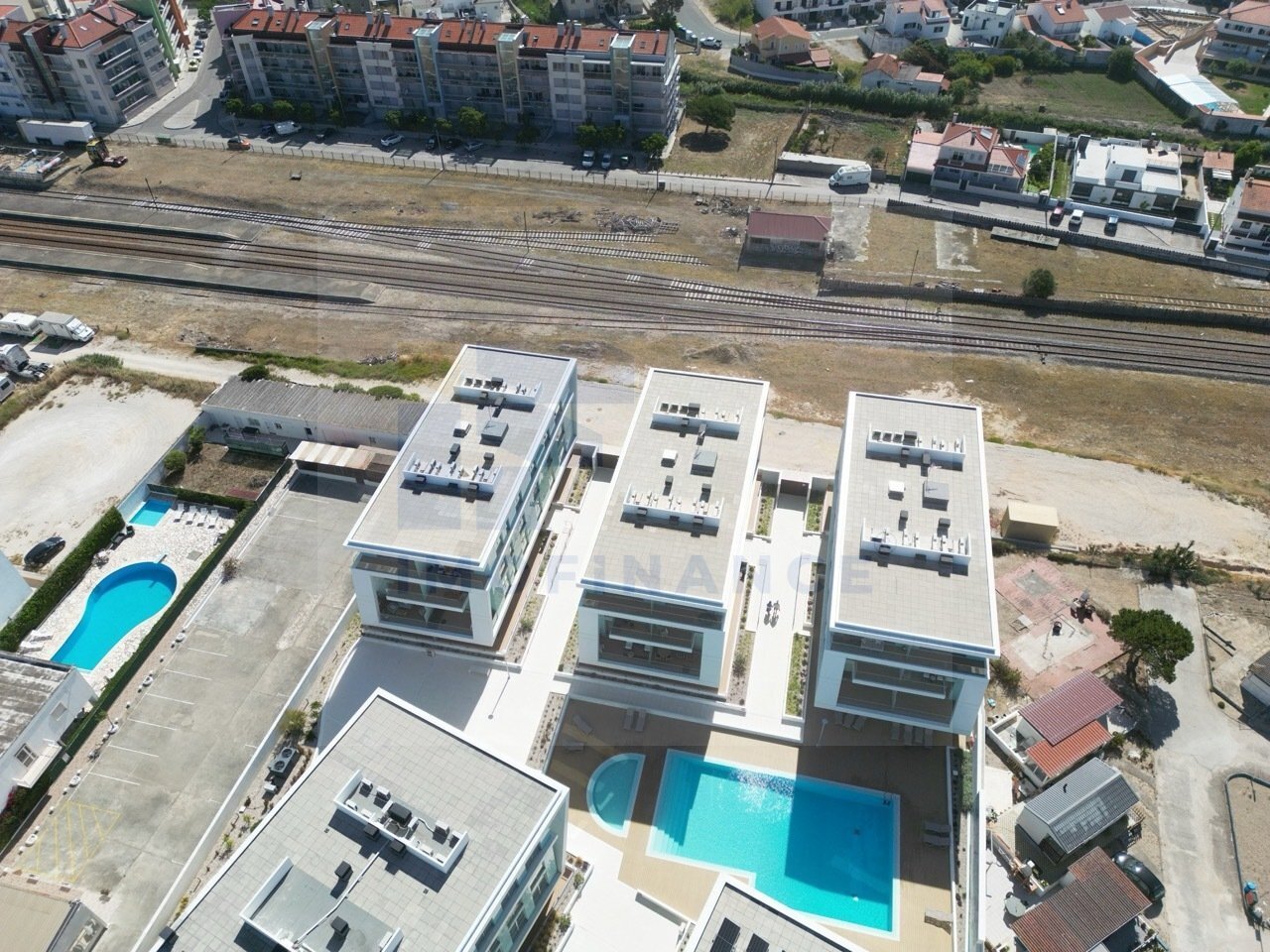 https://images.crm360.pt/imoveis/35vo09/foto_marca_agua/myhnu4s6j9gjv3nfaoa6g.jpeg