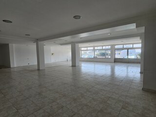 vl9602x82vqry2q5vbo72.jpg
