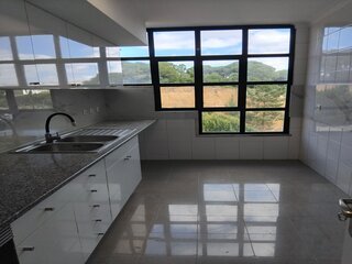 qij1wz6pagq68scub8xk8.jpg