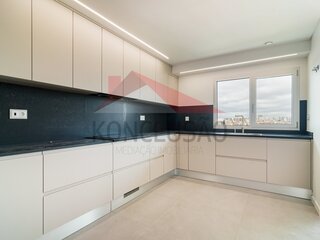 h5pku636q6t94jjb750oxv.jpg