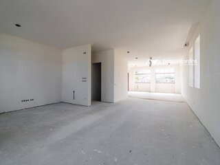 r5nb48l6xlcpctu1j038e.jpg