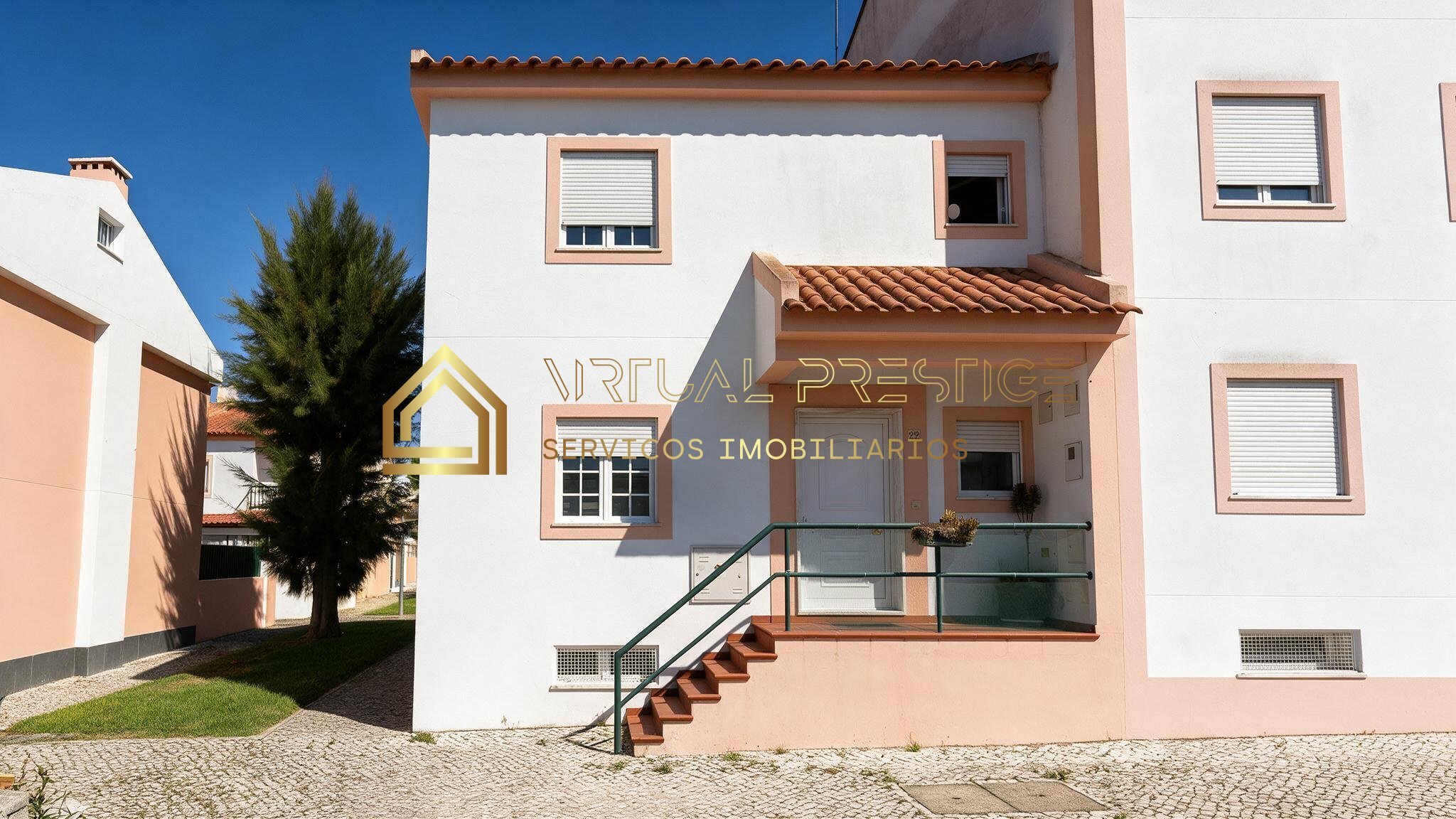 https://images.crm360.pt/imoveis/3xqlnv/foto_marca_agua/qyw89oelciw0q77omk9a.jpeg