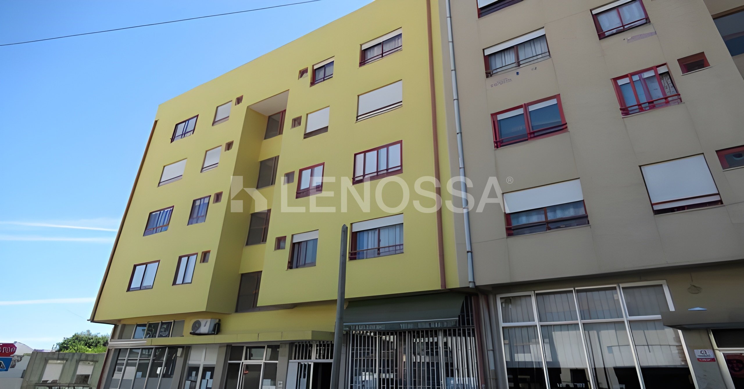 https://images.crm360.pt/imoveis/3xvdlv/foto_marca_agua/thx103rjv3ba813q2fgvhn.jpg