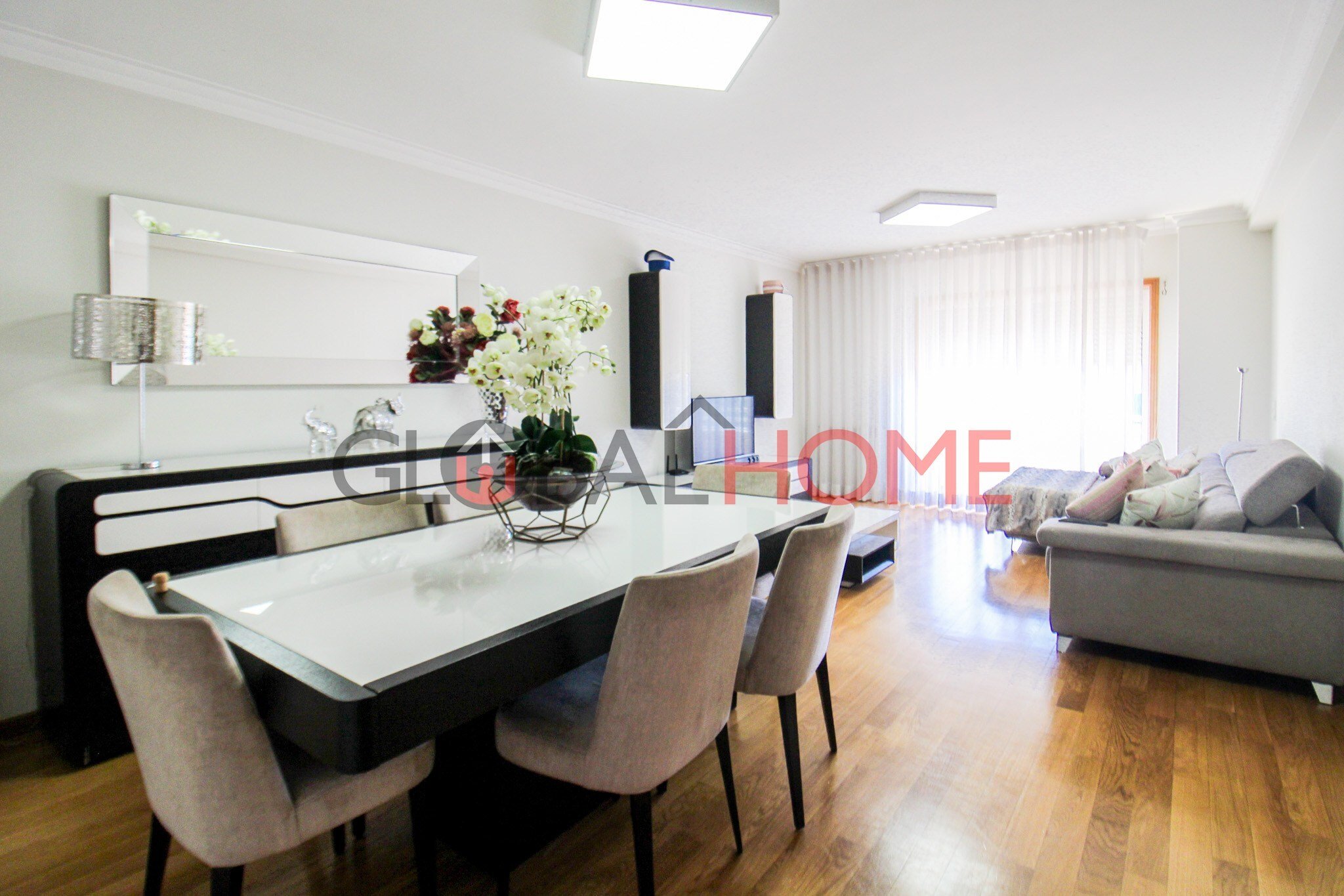 Apartamento T2 + 1
