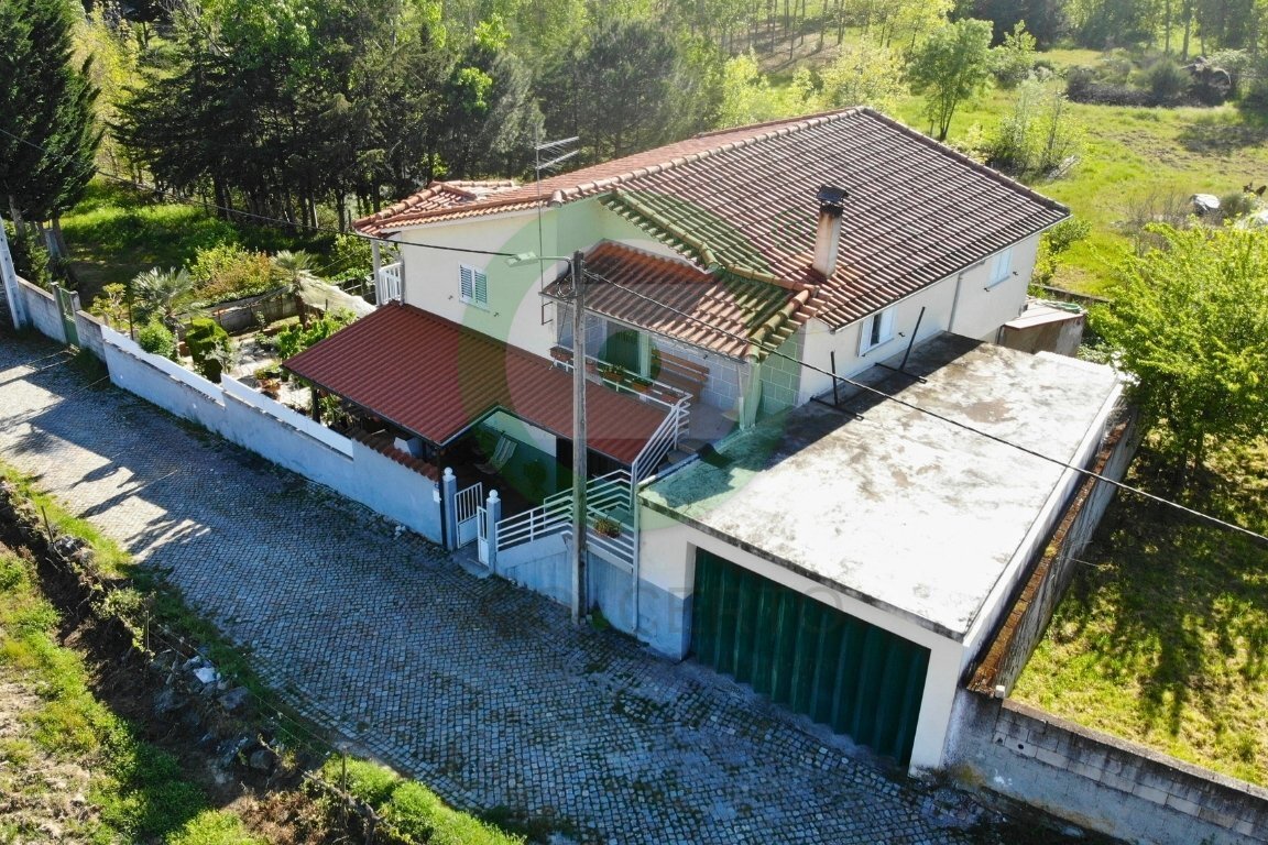https://images.crm360.pt/imoveis/3xvp5v/foto_marca_agua/48hrbchq3f4qb3un33ihyg.jpg
