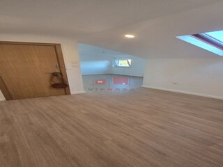 vgq9a969ewf3r47mcr3gmi.jpeg