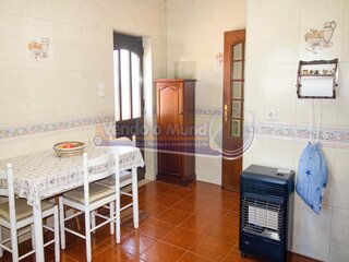 dabhnm43qxq9x33e3nubkc.jpg