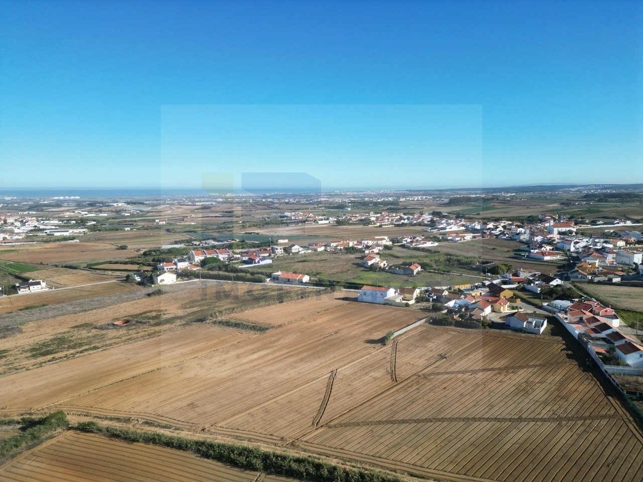 https://images.crm360.pt/imoveis/3yvdpl/foto_marca_agua/7ykil2l0v8x5zxl6v0ruxe.jpeg