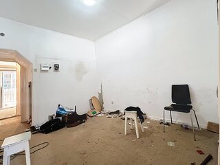 8votb1ptca90w391fljru.jpg