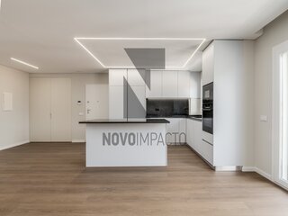 5r6ux87sibry8s98662ii.jpg