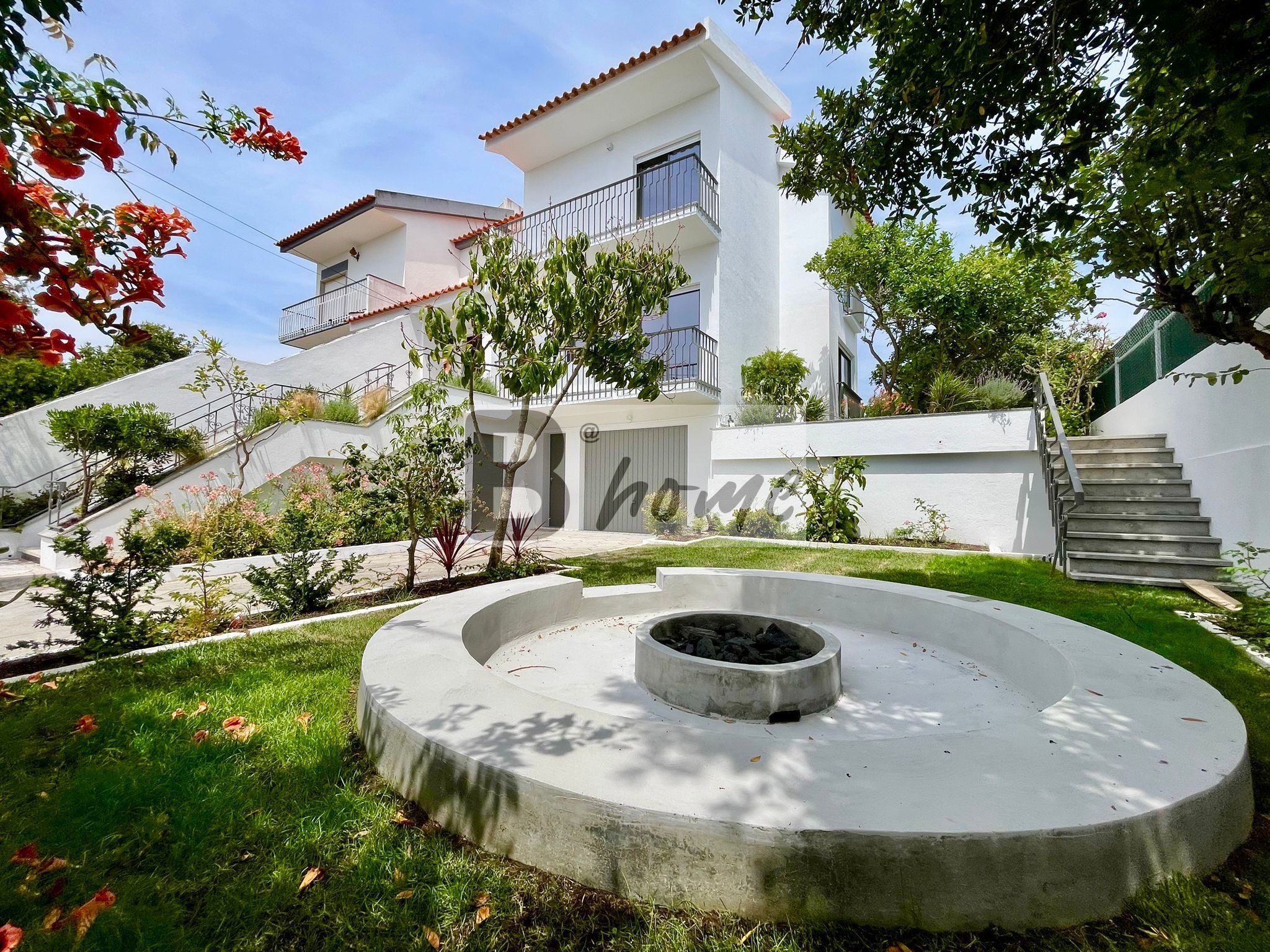 House T4
