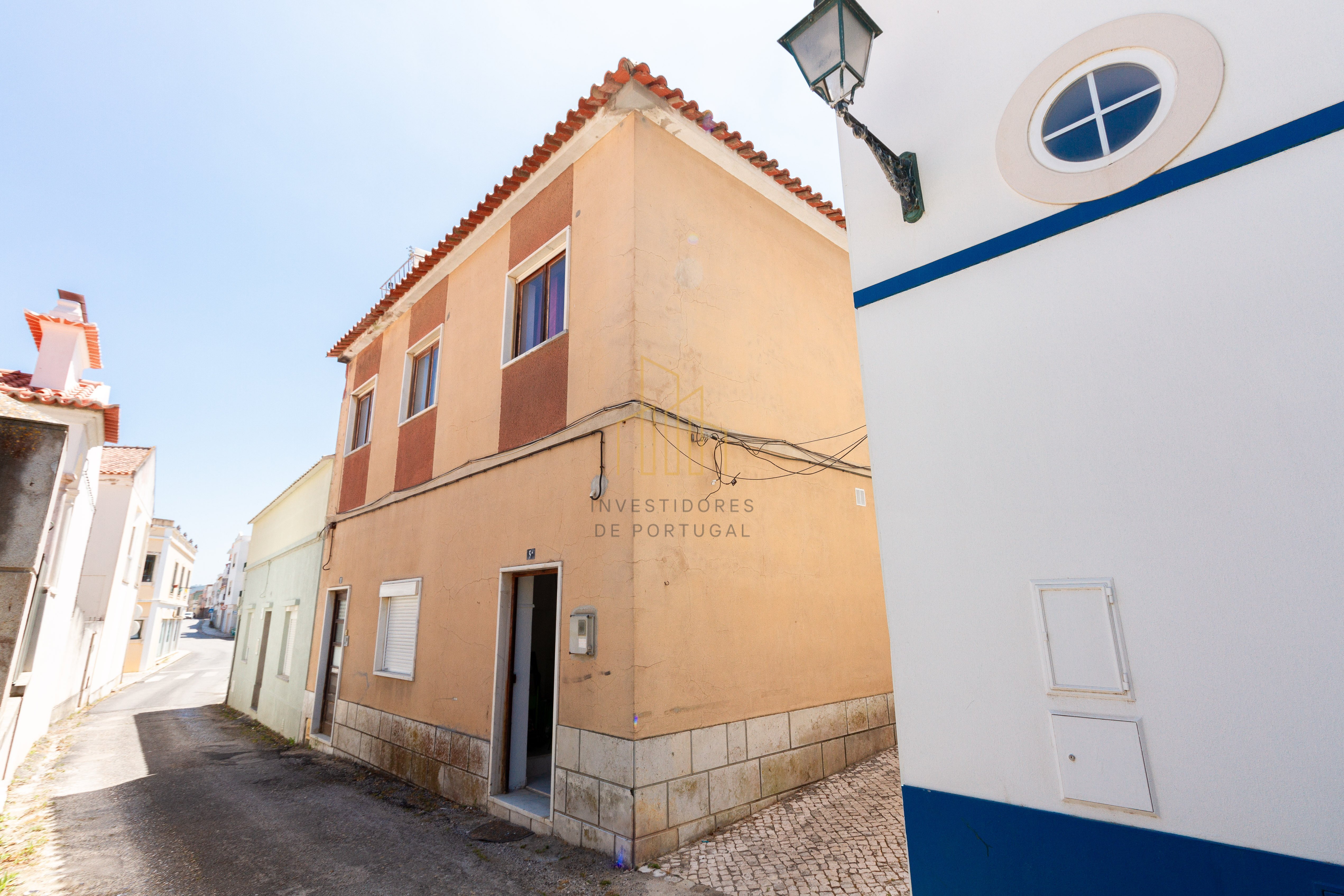 https://images.crm360.pt/imoveis/j0p6l2/foto_marca_agua/xsot100lwp81vqcupoy.jpg