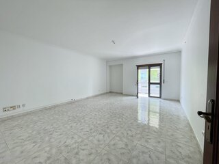 r5o3u16i6yfx6sil5cbdk.jpg