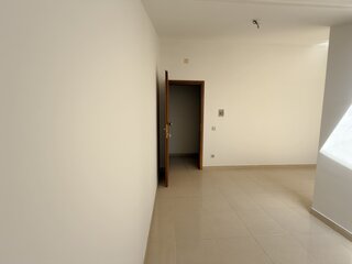 m7nbletkn85l79larugbk.jpg
