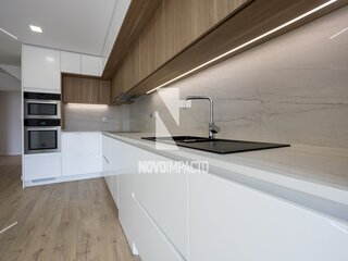 76pav8106nqdti7815ncqv.jpg