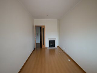 l3resgt8r5ekcpm37pea4t.jpg