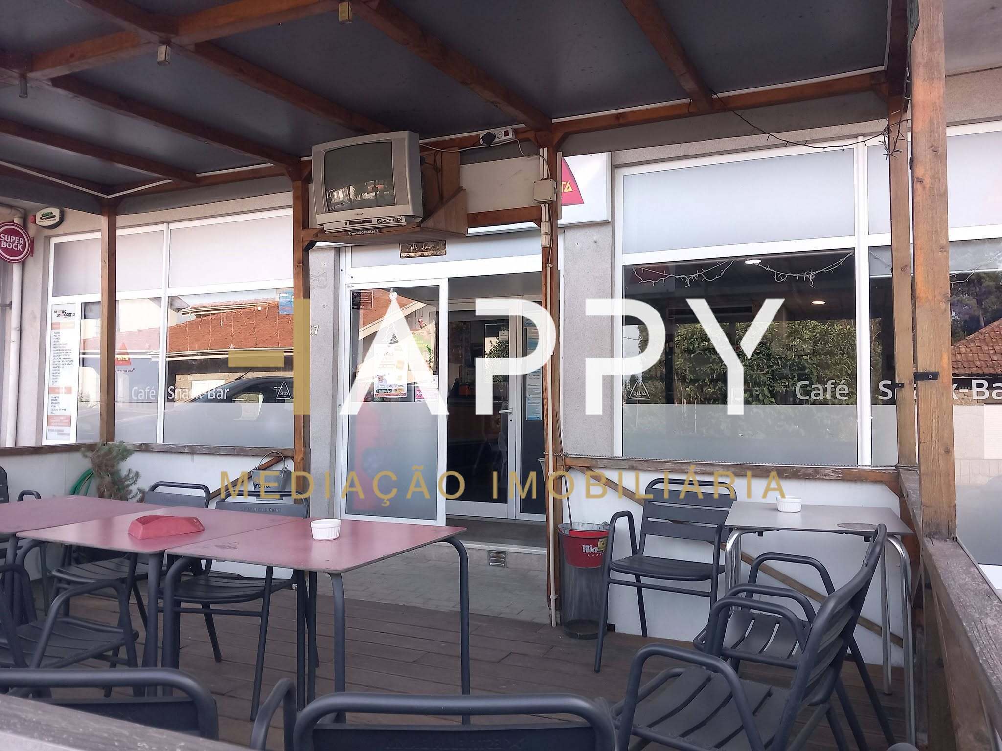 https://images.crm360.pt/imoveis/j884x0/foto_marca_agua/hpz3m2pnh7912grqw1fde.jpg