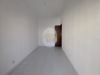 n096a482qu977sfukj53om.jpg