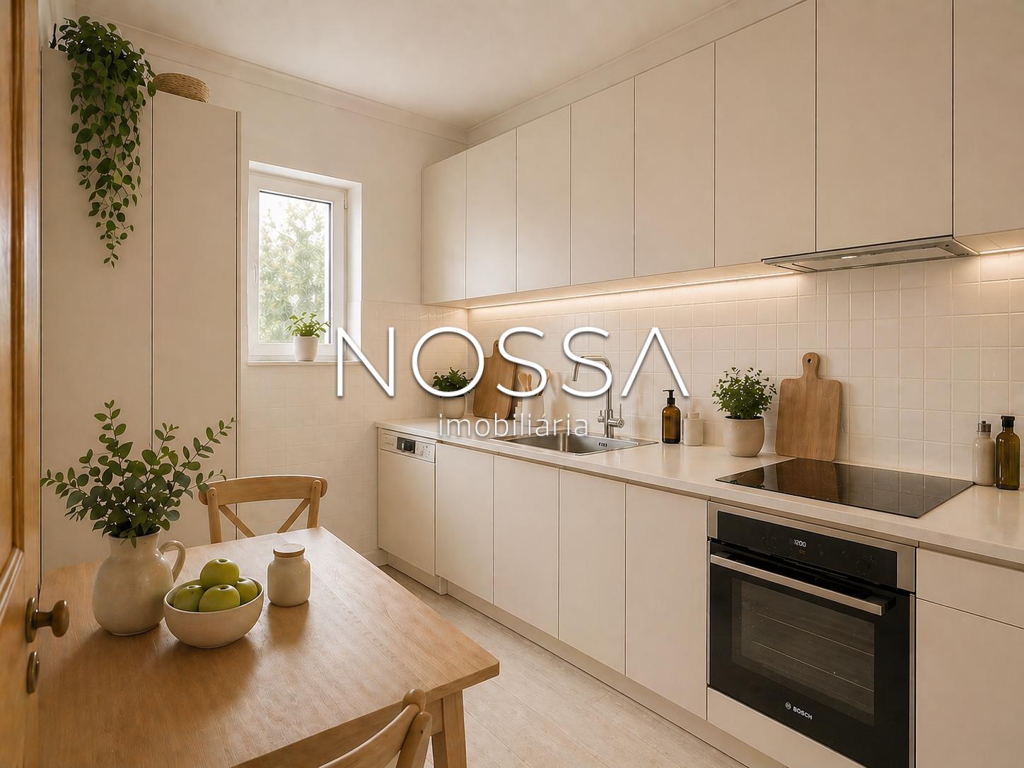 Moradia Bi-Familiar T5