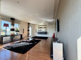 geca25m3ieofkq5j9vw3l.jpg