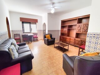 413r9a95jmdrr2qhj36g28.jpg