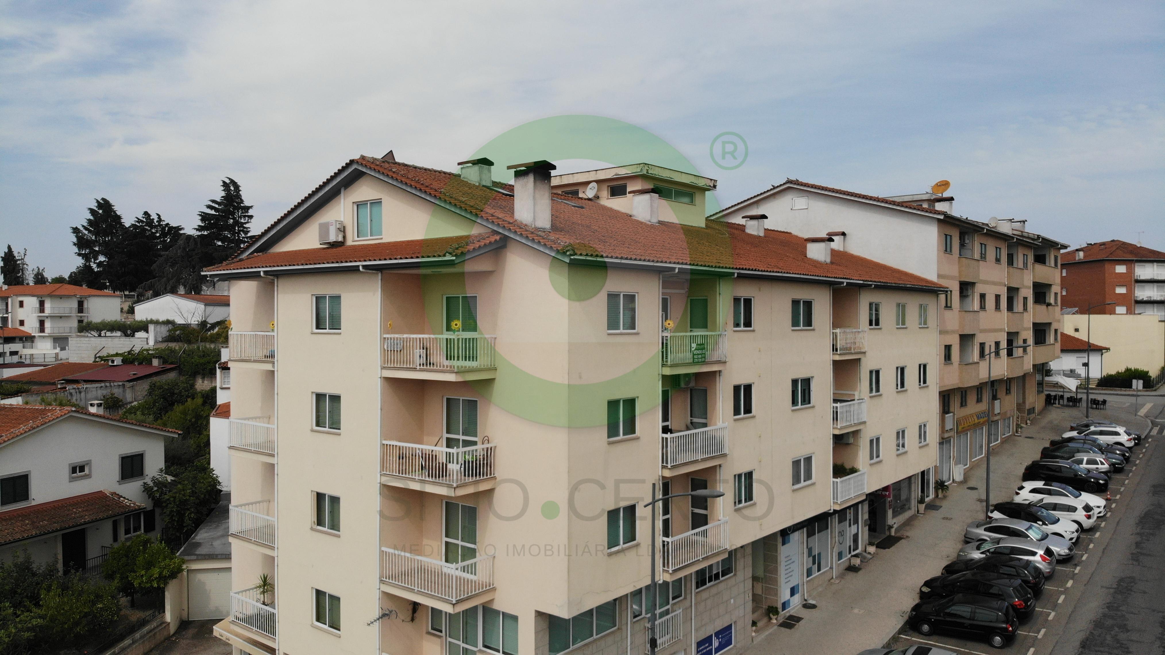 https://images.crm360.pt/imoveis/jpo1od/foto_marca_agua/gpzns5x0sj7fbeopw5v89.jpg