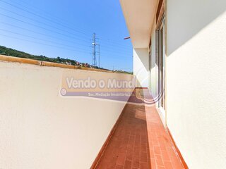 hq64pypmm9o517285bn23k.jpg