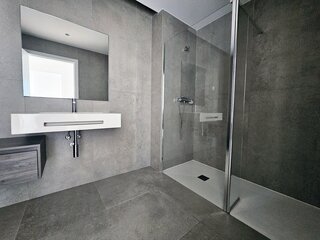 p53bvh877ldxqt2ir7xmm.jpg