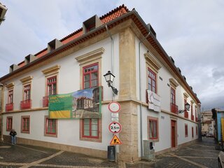 8is9ydvoezpjailldi582i.jpg