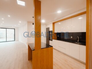 9kwrmrcazb6u53s8a9ipr8.jpg