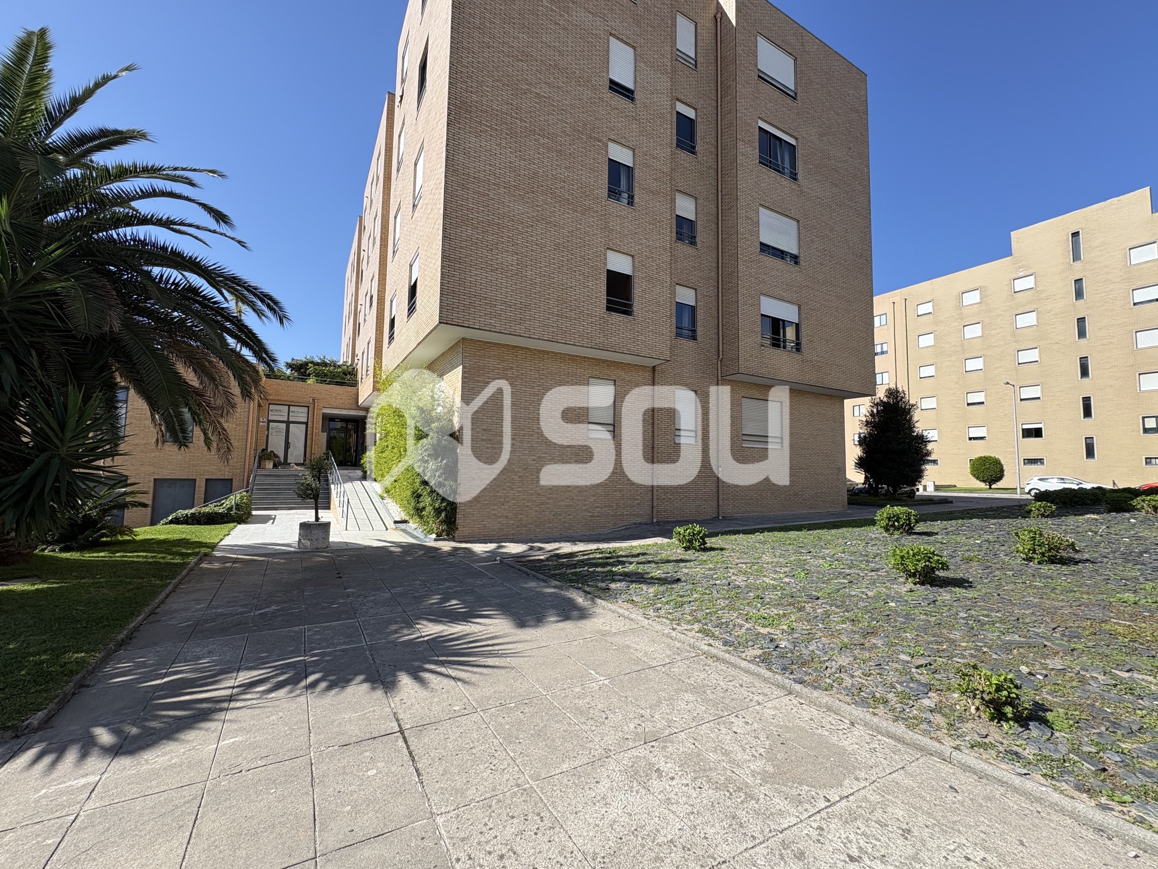 https://images.crm360.pt/imoveis/jr1976/foto_marca_agua/rh2noh3d7wio6ggqvdzdvs.jpeg