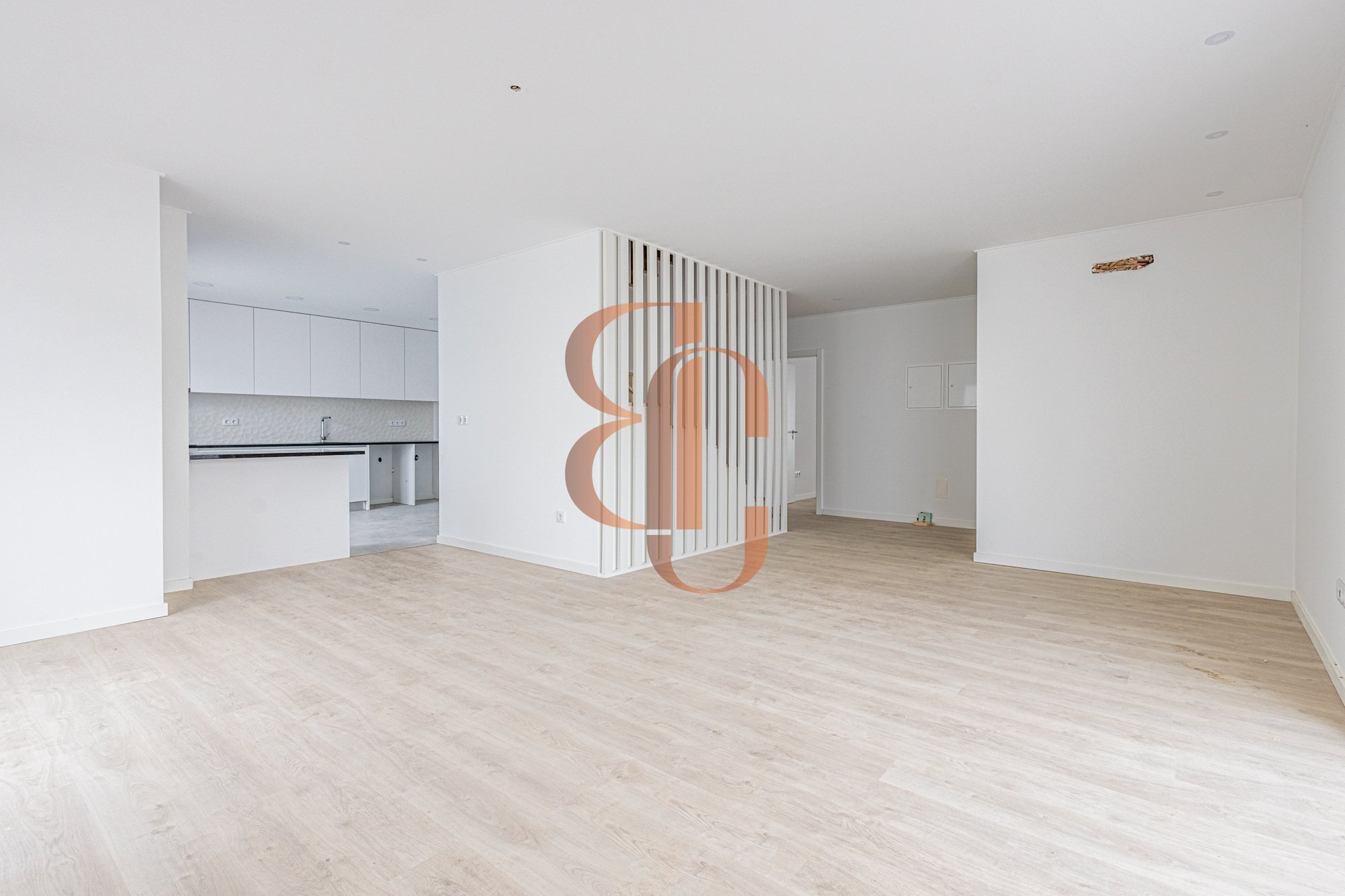 Detached house T2