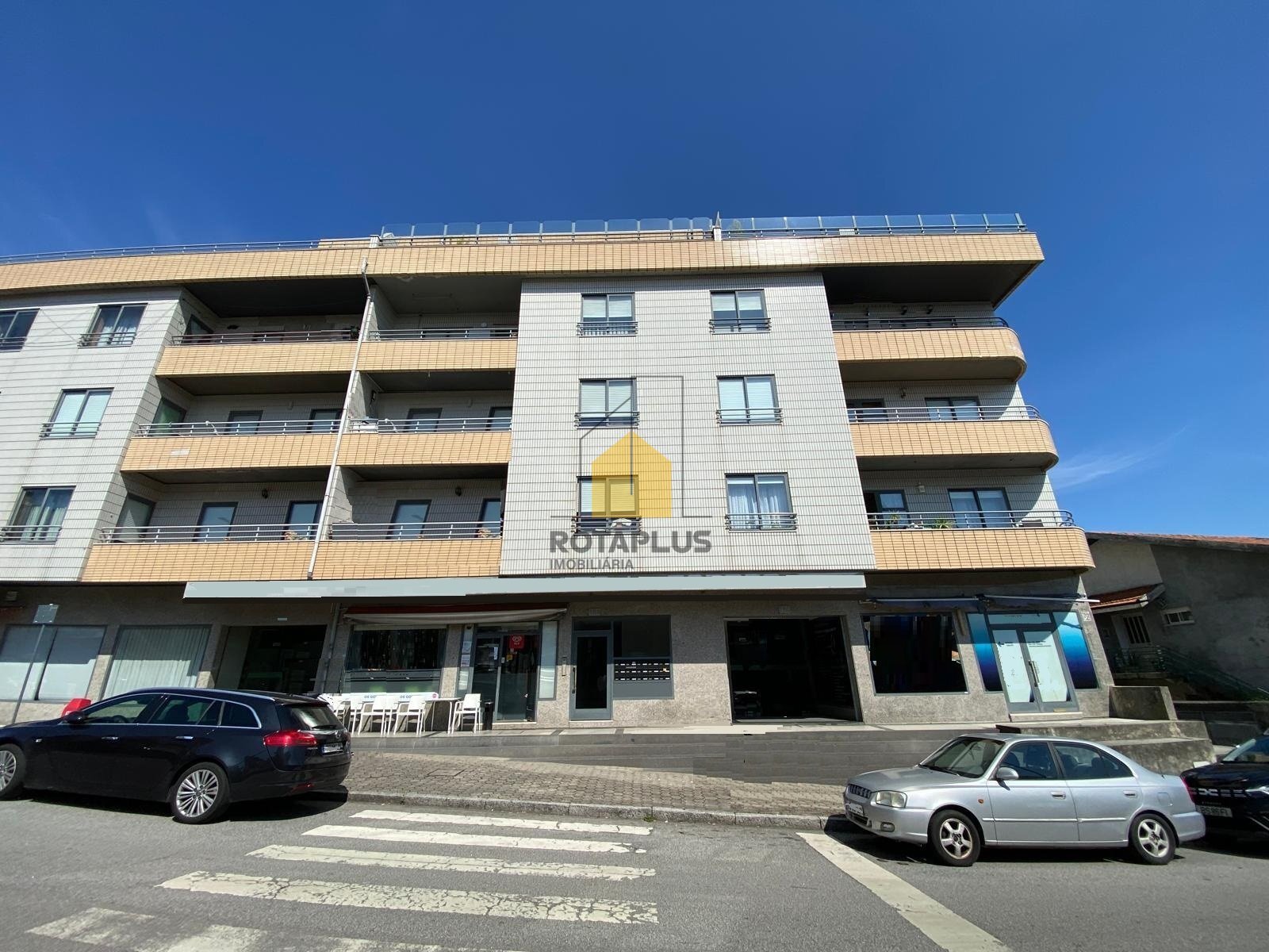 Apartamento T1 + 1