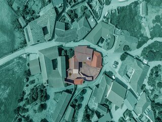 qaax5wo2oero1r7rn46sst.jpg