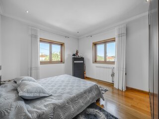 fkf9fs33lvkx8roor6hx7a.jpg