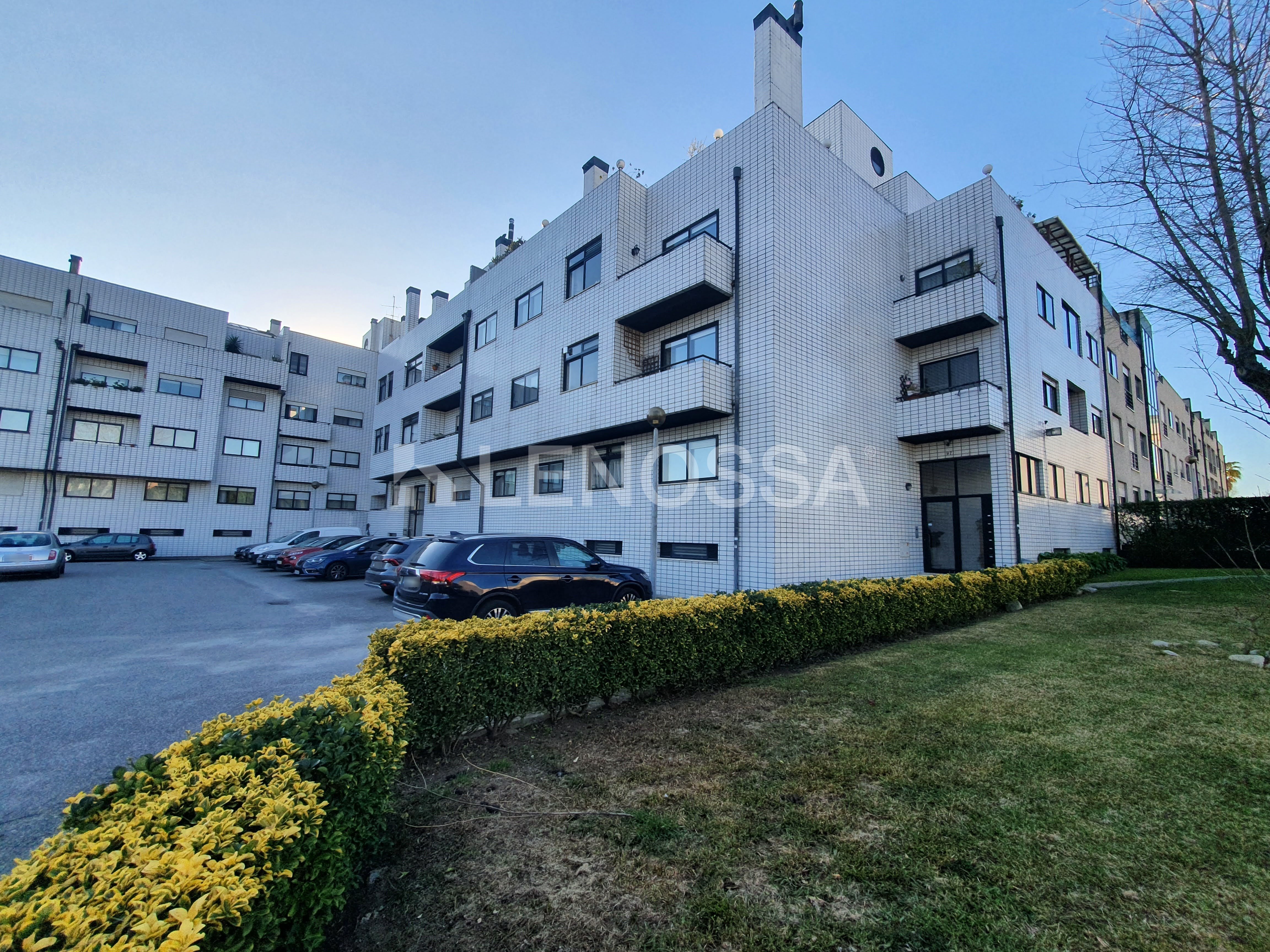 https://images.crm360.pt/imoveis/w2yy8m/foto_marca_agua/aisxdd0eufsl8tz6kgy8i.jpeg