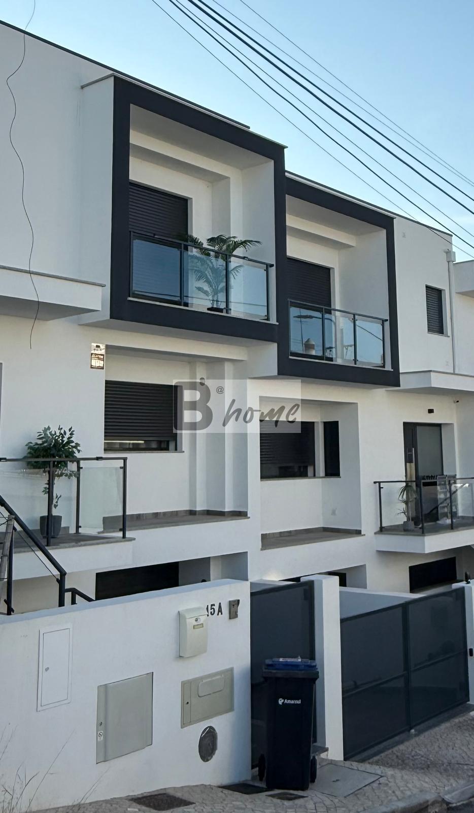 Moradia T2