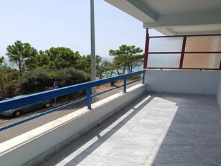 bnru1fr33w4zzs69454g4p.jpg