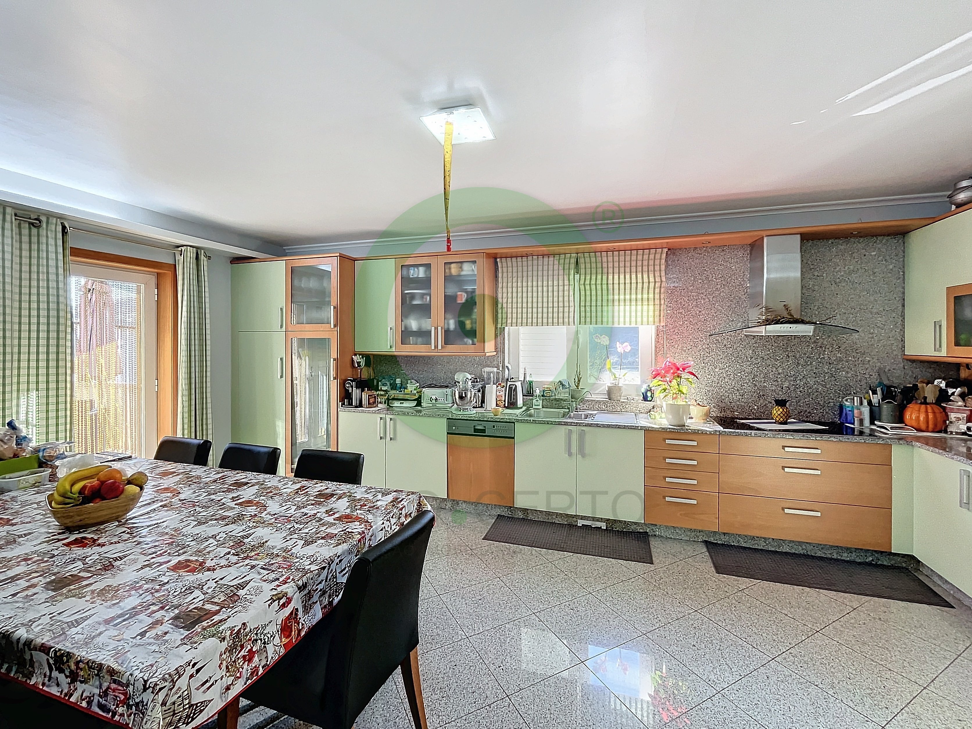 https://images.crm360.pt/imoveis/w65kke/foto_marca_agua/te9w5sg60iy4jwtjbxfe.jpg
