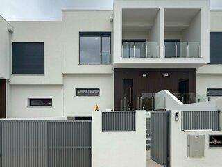 ye17azunwde965e9mf25w.jpg