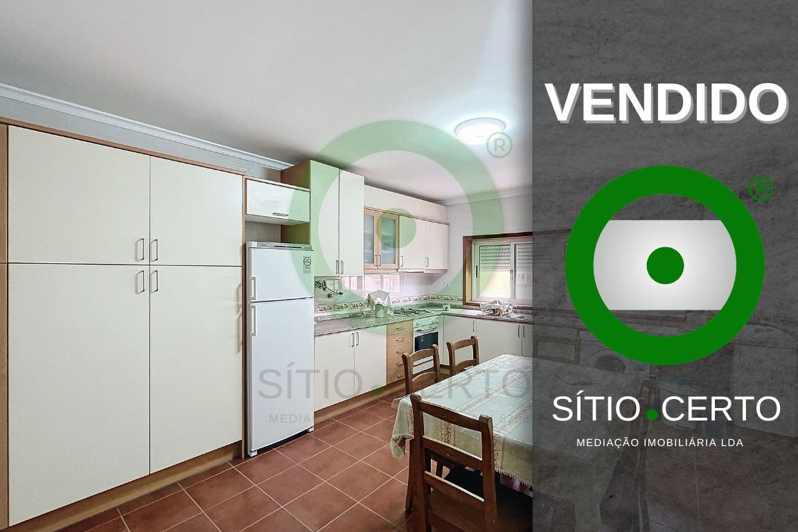 https://images.crm360.pt/imoveis/w6kv0e/foto_marca_agua/i6cjde4j09dn0bh6i2q51b.jpg