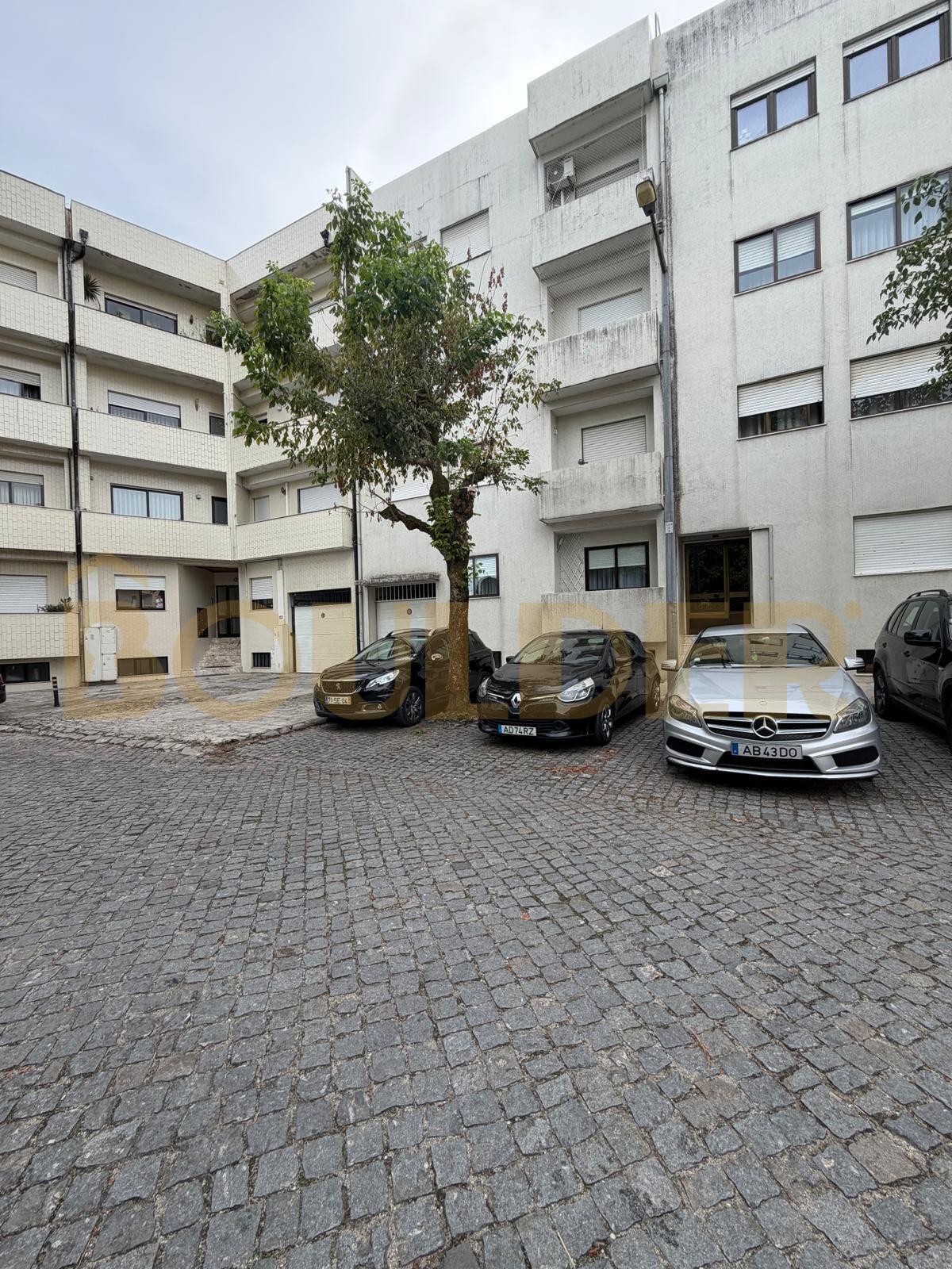 Apartamento T4