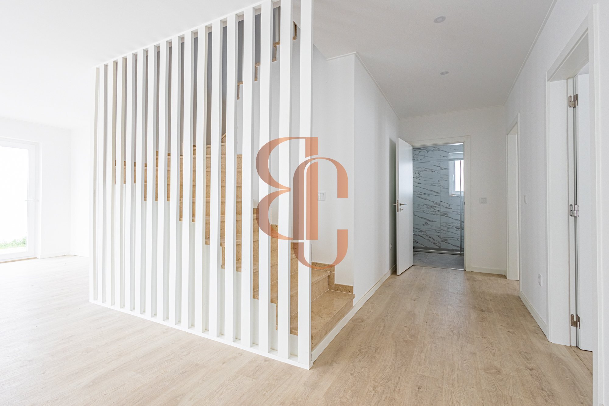 Detached house T2