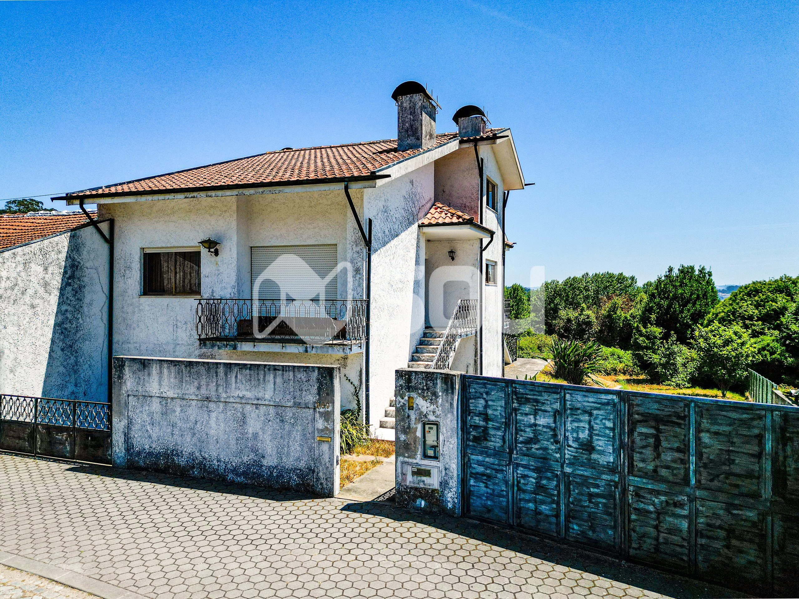 https://images.crm360.pt/imoveis/wen704/foto_marca_agua/398jupf1casgmk9qa219xn.jpg